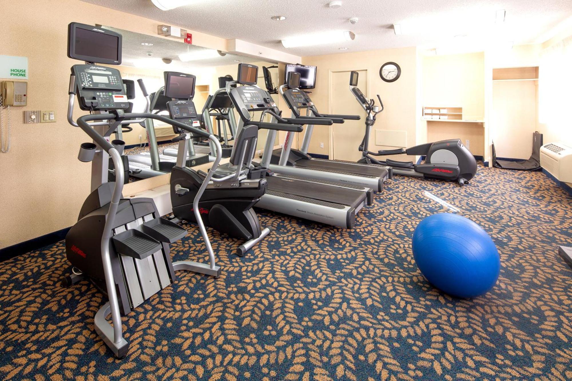 Holiday Inn Hinton By Ihg Bagian luar foto