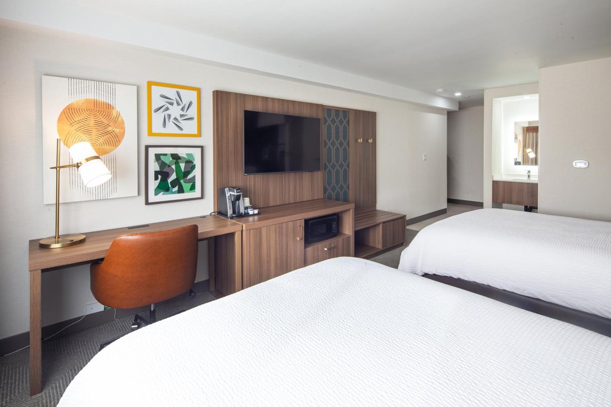 Holiday Inn Hinton By Ihg Bagian luar foto