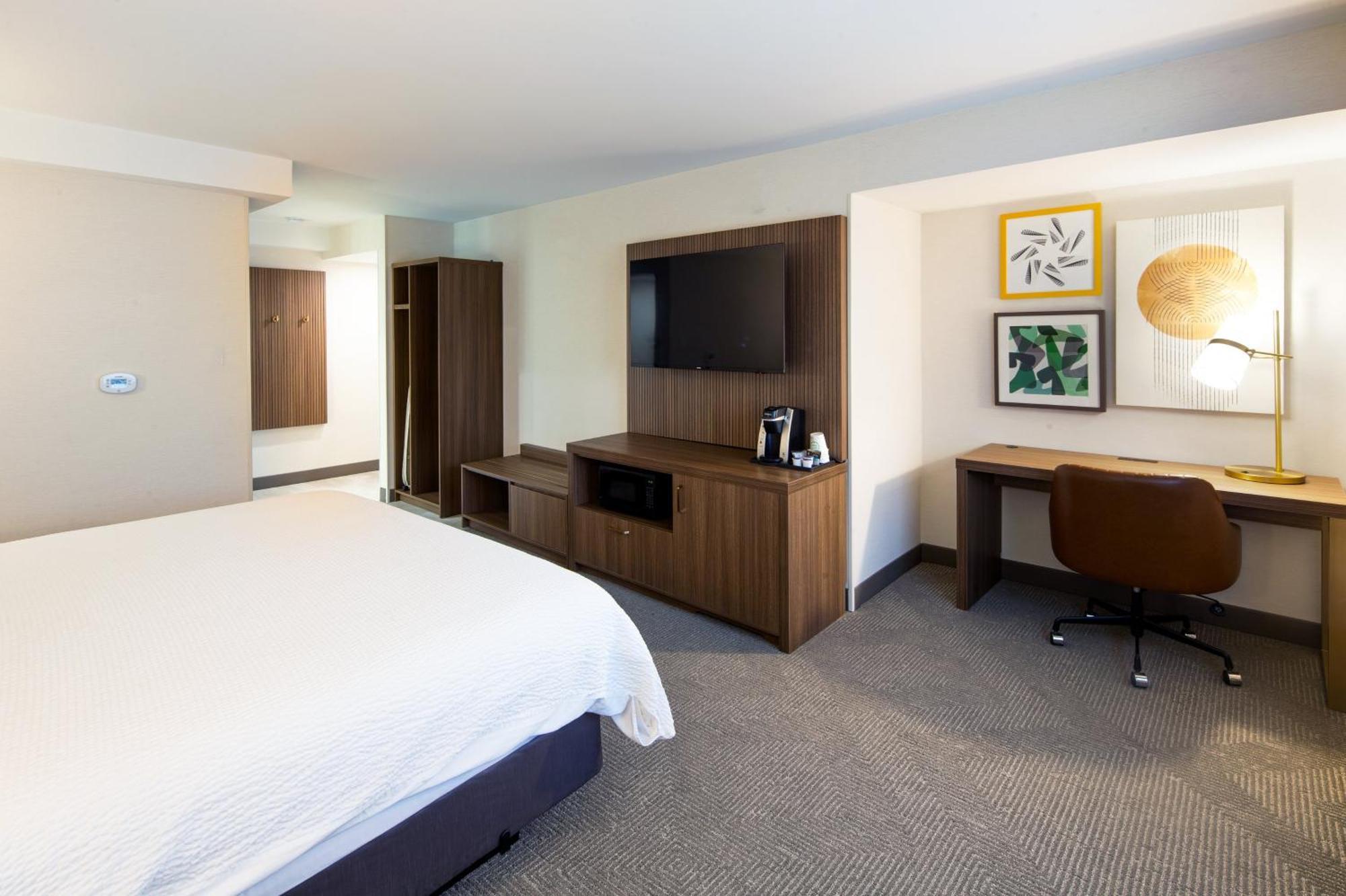 Holiday Inn Hinton By Ihg Bagian luar foto